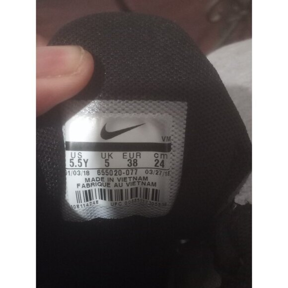 Nike Air Max Plus (GS) 655020-077 Black/White Size 5.5Y Women's Size 7 - Picture 2 of 11